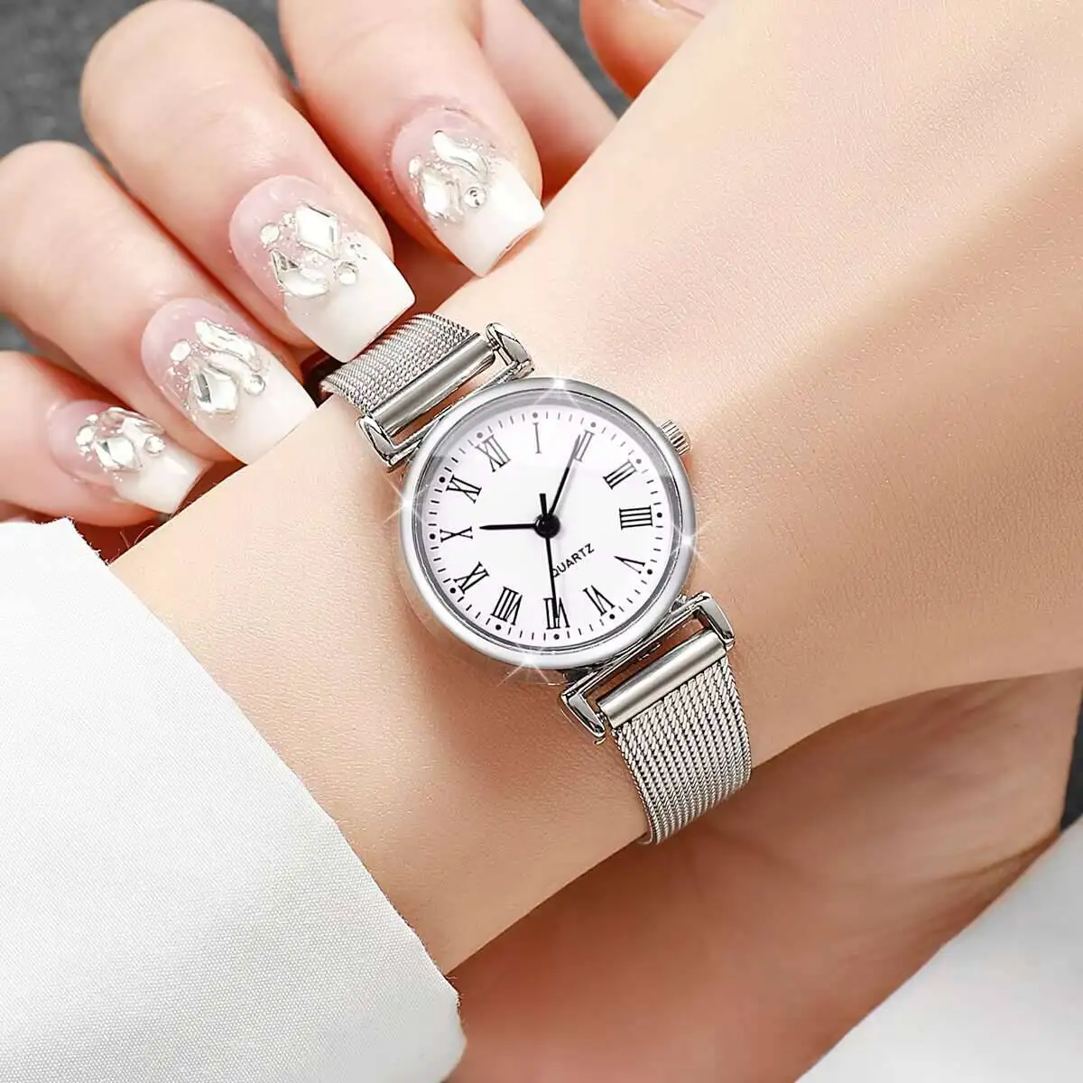 1/2 قطعة ساعة يد نسائية عصرية  - مراجعة Stainless Mesh Band وسعره
