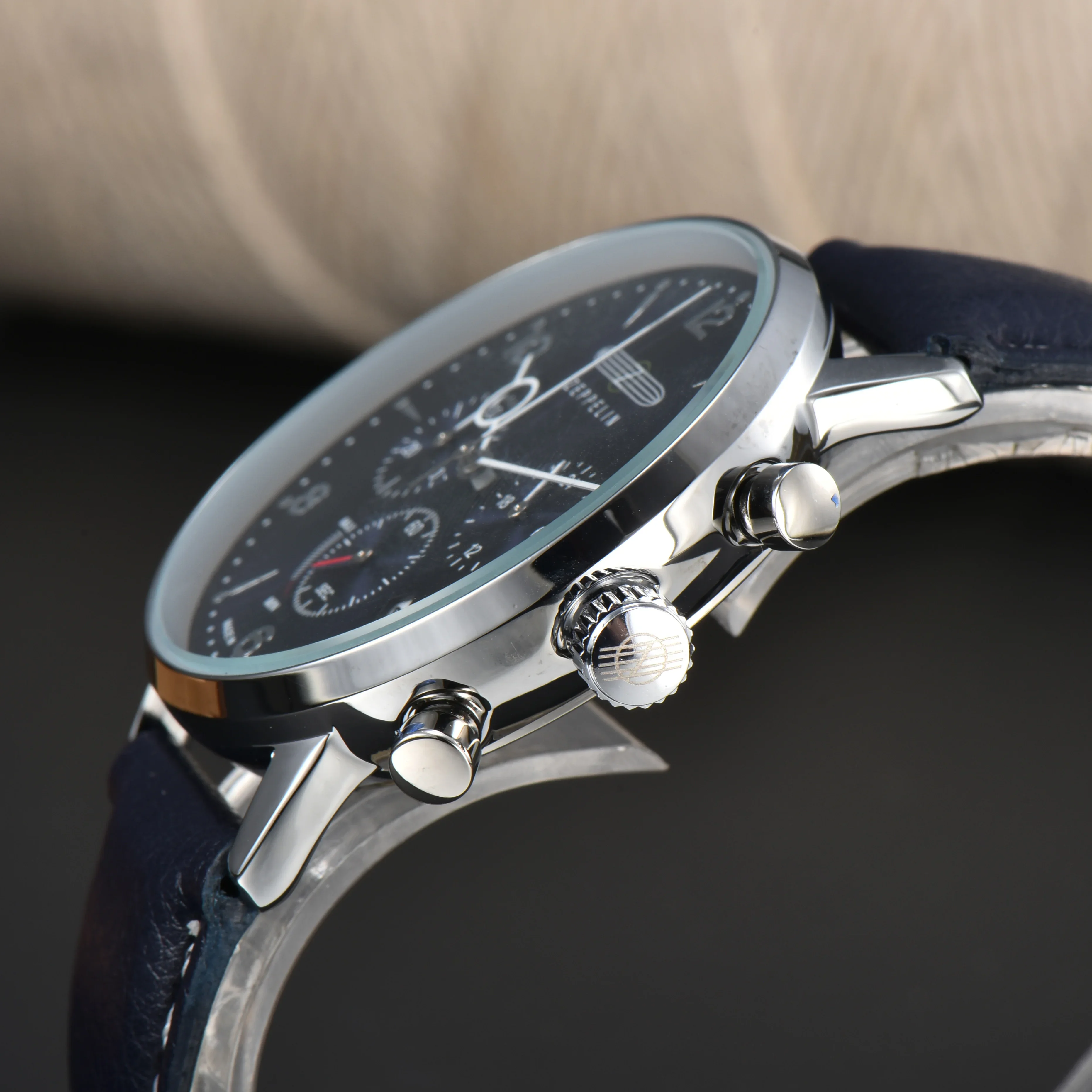 ساعة هندنبور زيبيلين 8086-4 ال - مراجعة Smartwatch Touch وسعره