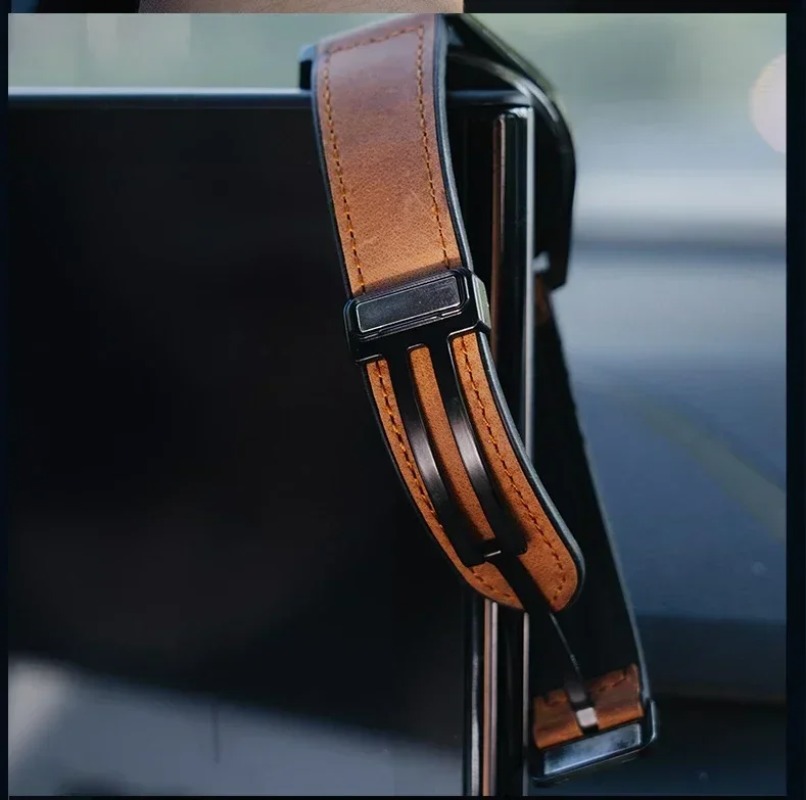 حزام جلدي ناعم لساعة موتورولا  - مراجعة Motorola Smartwatch Accessories وسعره