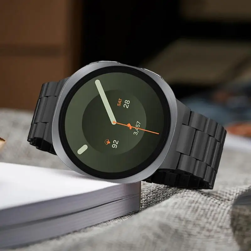 حزام معدني لساعة سامسونج جالاك - مراجعة Samsung Smartwatch Ultra Accessories وسعره