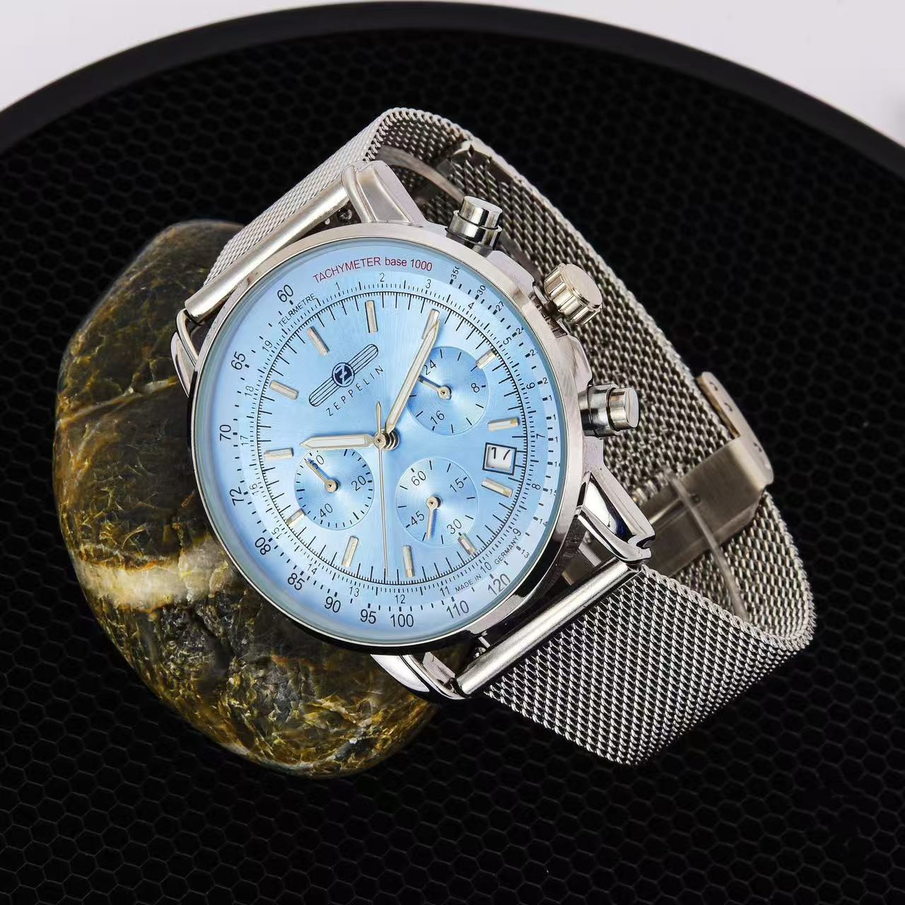 ساعة كوارتز رجالية زيبيلين من  - مراجعة Stainless Mesh Band وسعره